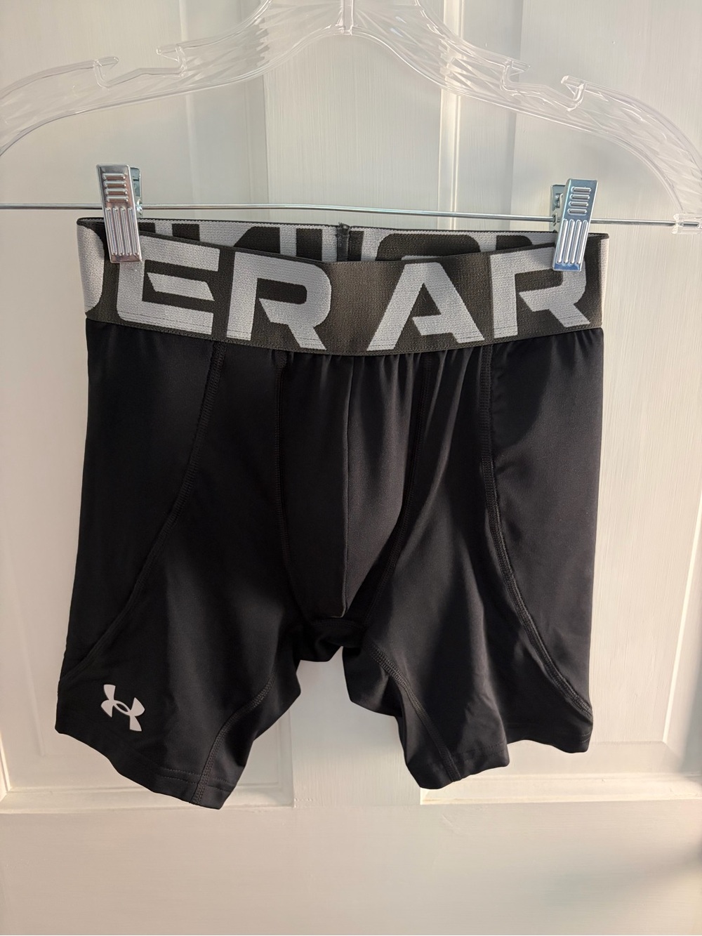 Under Armour Boys Black Sliding Short